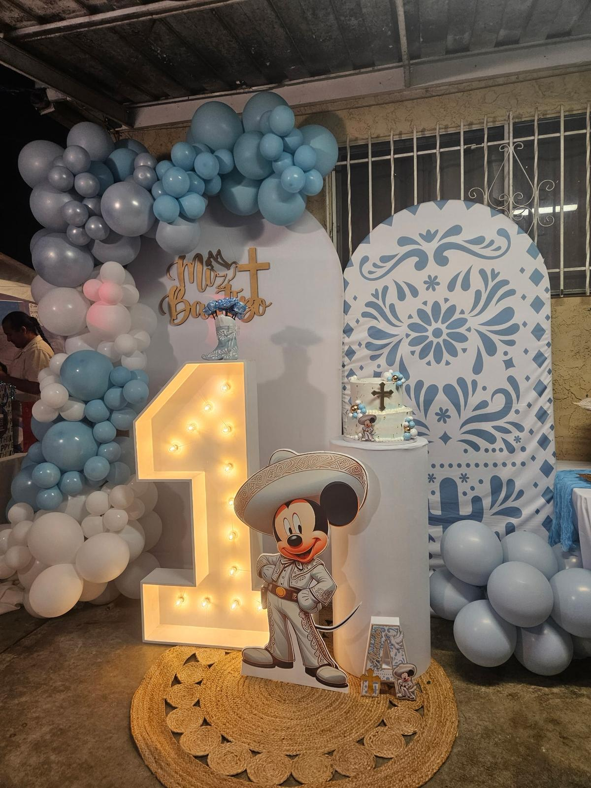 Backdrop decoration setup